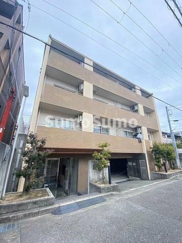 兵庫県宝塚市仁川北２丁目 4階建