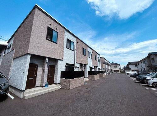 広島県福山市草戸町 築4年2ヶ月 2階建