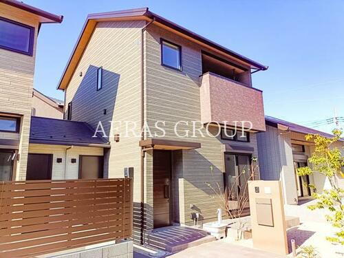埼玉県吉川市美南２丁目 テラスハウス