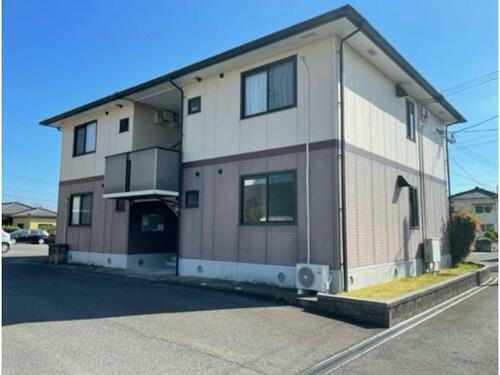 鹿児島県霧島市隼人町見次 2階建