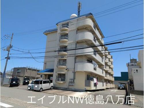 徳島県徳島市住吉４丁目 賃貸マンション