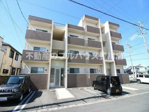 愛知県豊川市西塚町３丁目 賃貸マンション