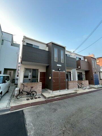 兵庫県神戸市長田区苅藻通２丁目 2階建