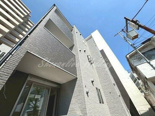 神奈川県藤沢市藤沢 3階建 