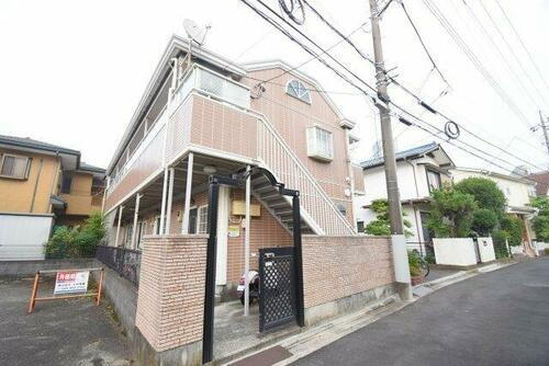 ドミールＭ 2階建