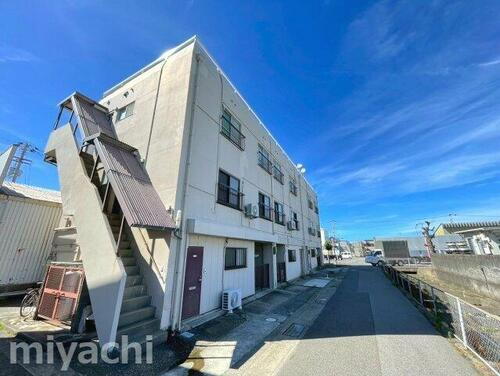 徳島県徳島市北沖洲３丁目 3階建