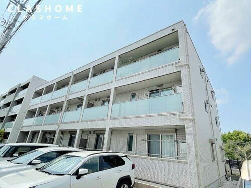 ＥＴＨＩＱＵＥ 3階建