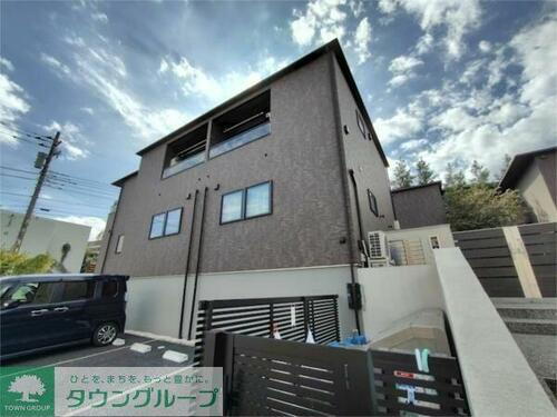 東京都板橋区前野町５丁目 2階建 築3年9ヶ月