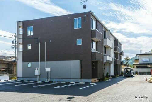 長野県長野市大字安茂里米村 築12年5ヶ月 3階建