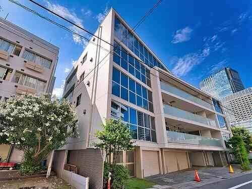 ブランズ六本木 地上5階地下1階建
