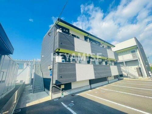 長崎県諫早市貝津町 2階建 築8年10ヶ月