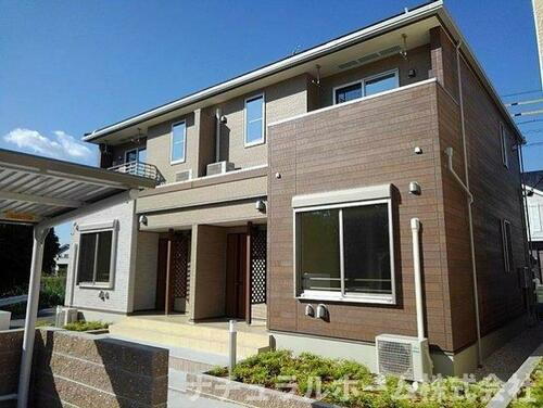 愛知県豊橋市大岩町字黒下 2階建