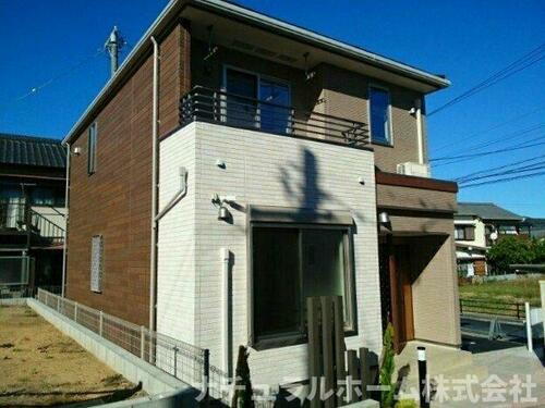 愛知県豊橋市大岩町字小山塚 2階建