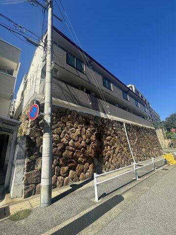 兵庫県神戸市灘区篠原中町１丁目 築27年9ヶ月 4階建