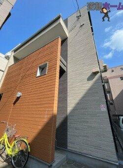 Ｃａｓａ　ｄｉ　Ｃｈａｔｏｎ　（カーサ　ドゥ　シャトン） 2階建