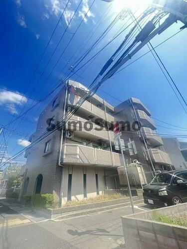 兵庫県尼崎市富松町１丁目 4階建