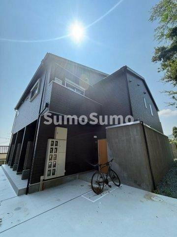 兵庫県神戸市東灘区本山北町６丁目  2階建