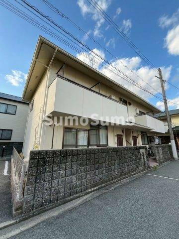 プラシードウエスト