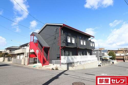アーバンハイツ阪野 2階建