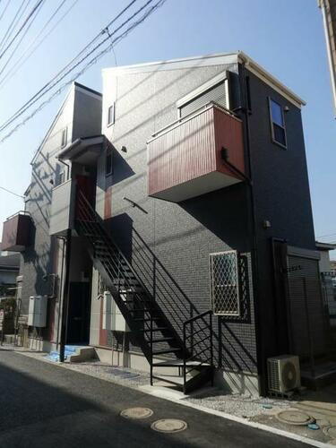 神奈川県横浜市磯子区磯子２丁目 賃貸アパート