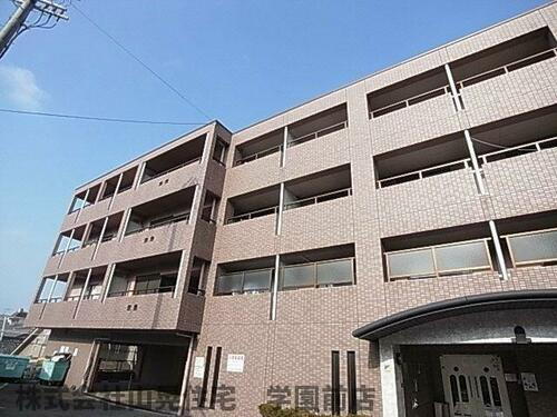 奈良県奈良市富雄北２丁目 築31年8ヶ月 4階建