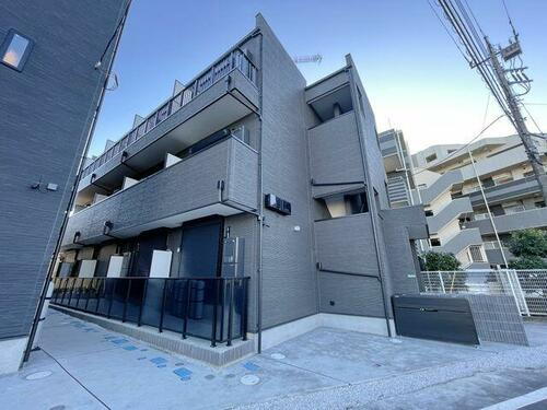埼玉県狭山市入間川３丁目 3階建