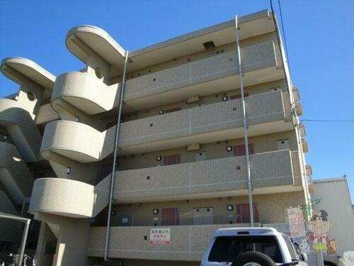 Ｗｅｓｔ　Ｃｏｕｒｔ