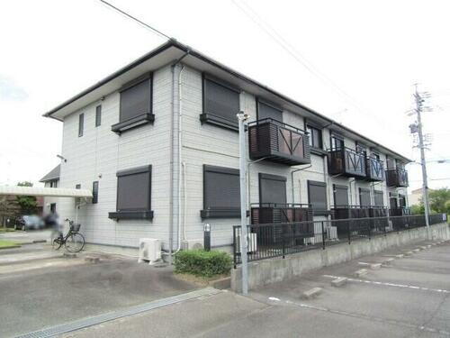 メゾンツインフィールズＤ