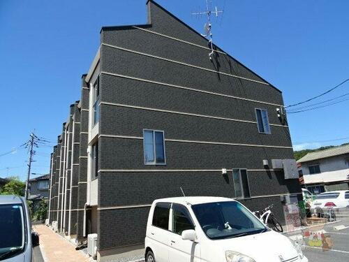 岡山県岡山市中区円山 タウンハウス