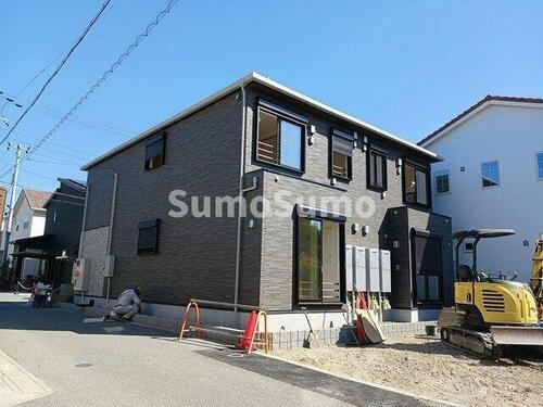 兵庫県明石市藤江  2階建