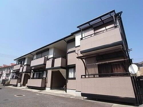 ネオアーバンコートー 2階建