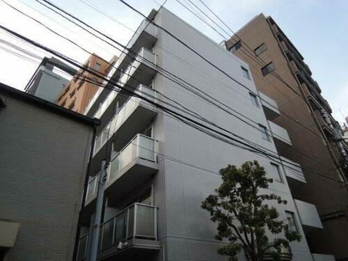 東京都文京区千駄木３丁目 6階建