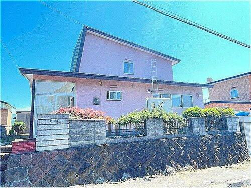 室蘭市白鳥台１丁目９－４戸建 2階建