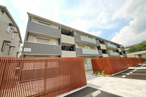 千葉県印西市西の原３丁目 築7年8ヶ月 3階建