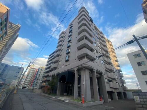 北海道札幌市中央区南十三条西１丁目 11階建 築35年10ヶ月