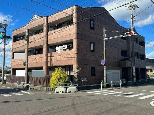 岐阜県各務原市那加前洞新町３丁目 賃貸マンション