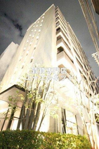 大阪府吹田市江坂町１丁目 11階建