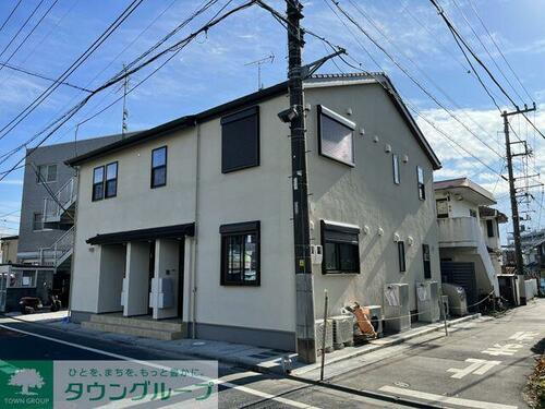 東京都福生市大字福生 2階建 