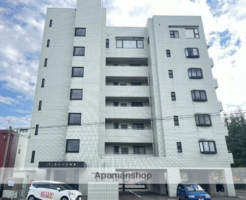 パークハイツ御幸 7階建