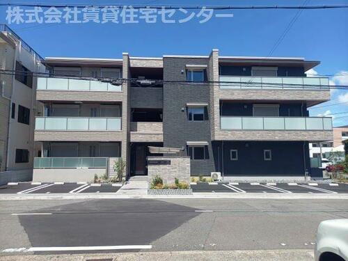 和歌山県和歌山市南材木丁２丁目 3階建