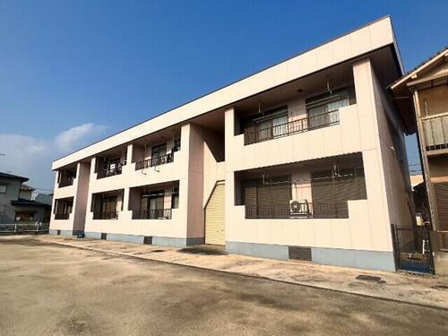 千原コーポ 2階建