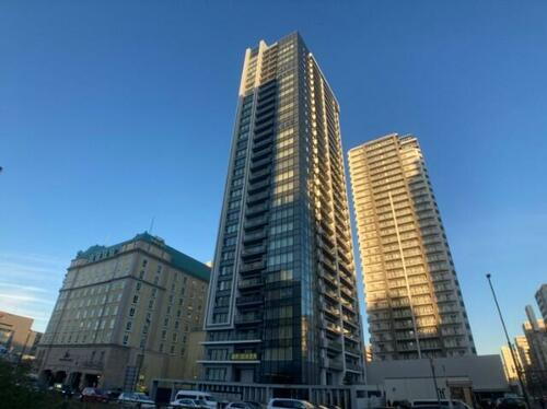 北海道札幌市中央区北四条東１丁目 31階建 築6年10ヶ月