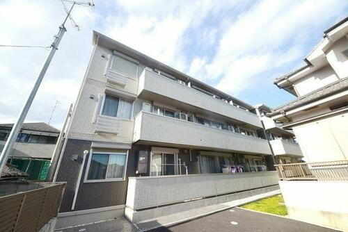 埼玉県越谷市大沢４丁目 築9年10ヶ月 3階建
