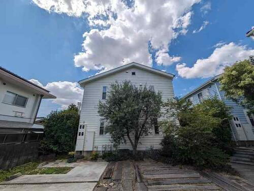 愛知県名古屋市千種区園山町２丁目 テラスハウス