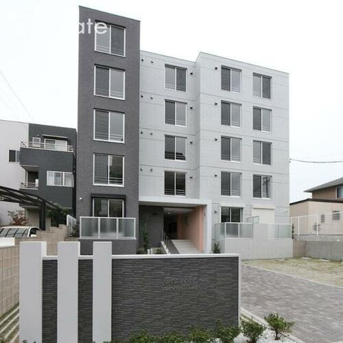 愛知県名古屋市昭和区丸屋町６丁目 5階建 築6年3ヶ月