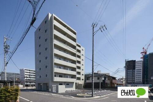 Ｍｏｎｏｌｉｔｈ 8階建