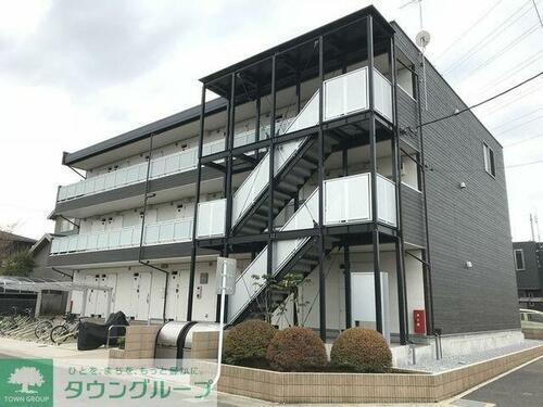 埼玉県さいたま市緑区大字大門 築8年8ヶ月 3階建