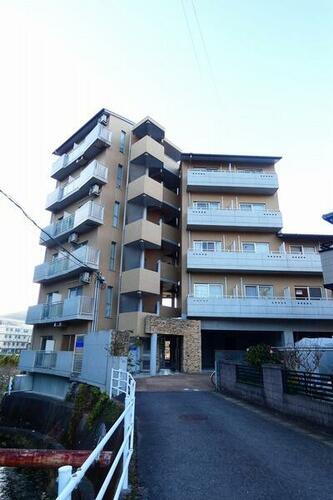 リファレンス長崎大学前 6階建