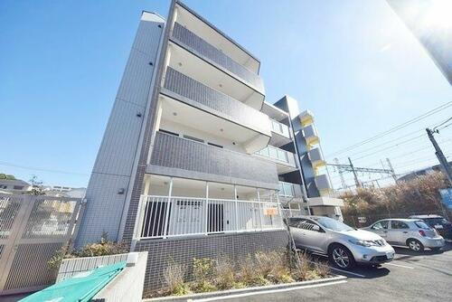 神奈川県横浜市神奈川区入江１丁目 築13年1ヶ月 5階建