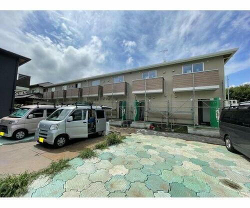 東京都三鷹市野崎４丁目 2階建 築4年3ヶ月